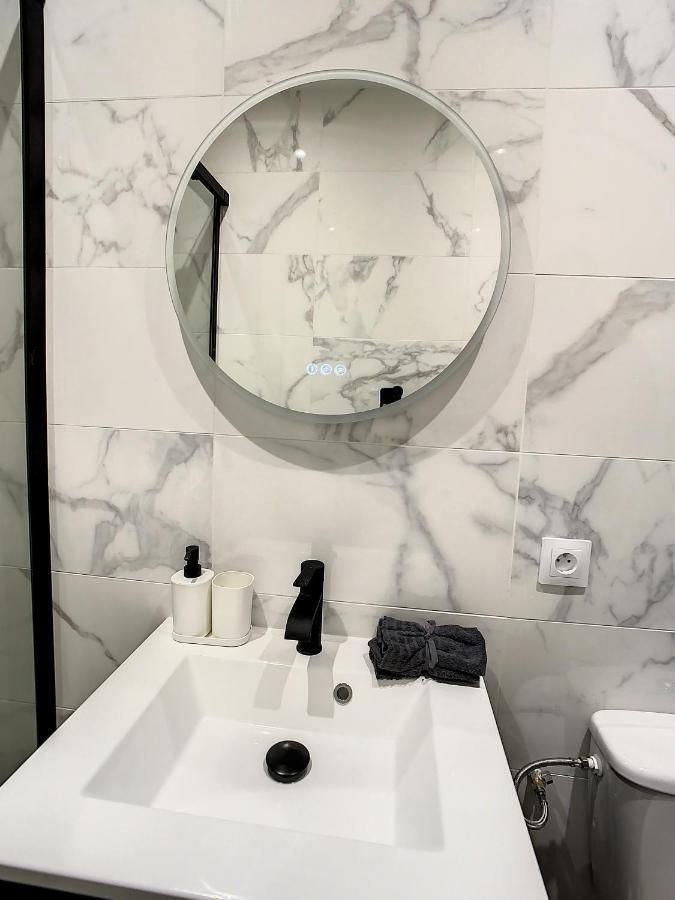 Grand Cozy Appart - Proche Metro Paris - Spots Touristiques Ivry-sur-Seine Eksteriør billede