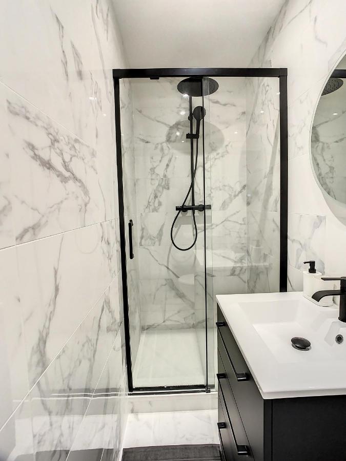 Grand Cozy Appart - Proche Metro Paris - Spots Touristiques Ivry-sur-Seine Eksteriør billede
